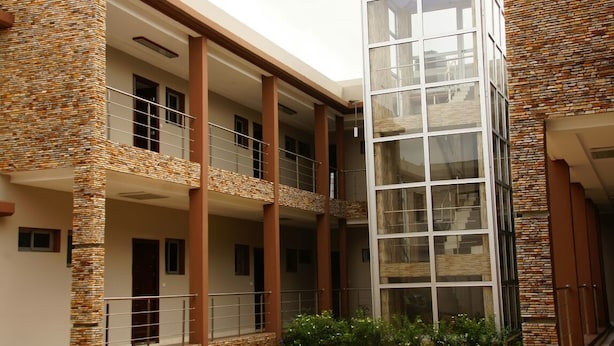 Interior entrance - Residence Loulou (Abidjan)