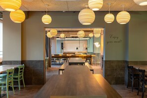 Frokostbuffé hver dag (PLN 49 per person)