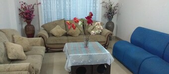 Mehdi's Entire 3 Bed Room Apartment