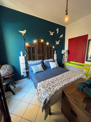 1 chambre, coffres-forts dans les chambres, bureau