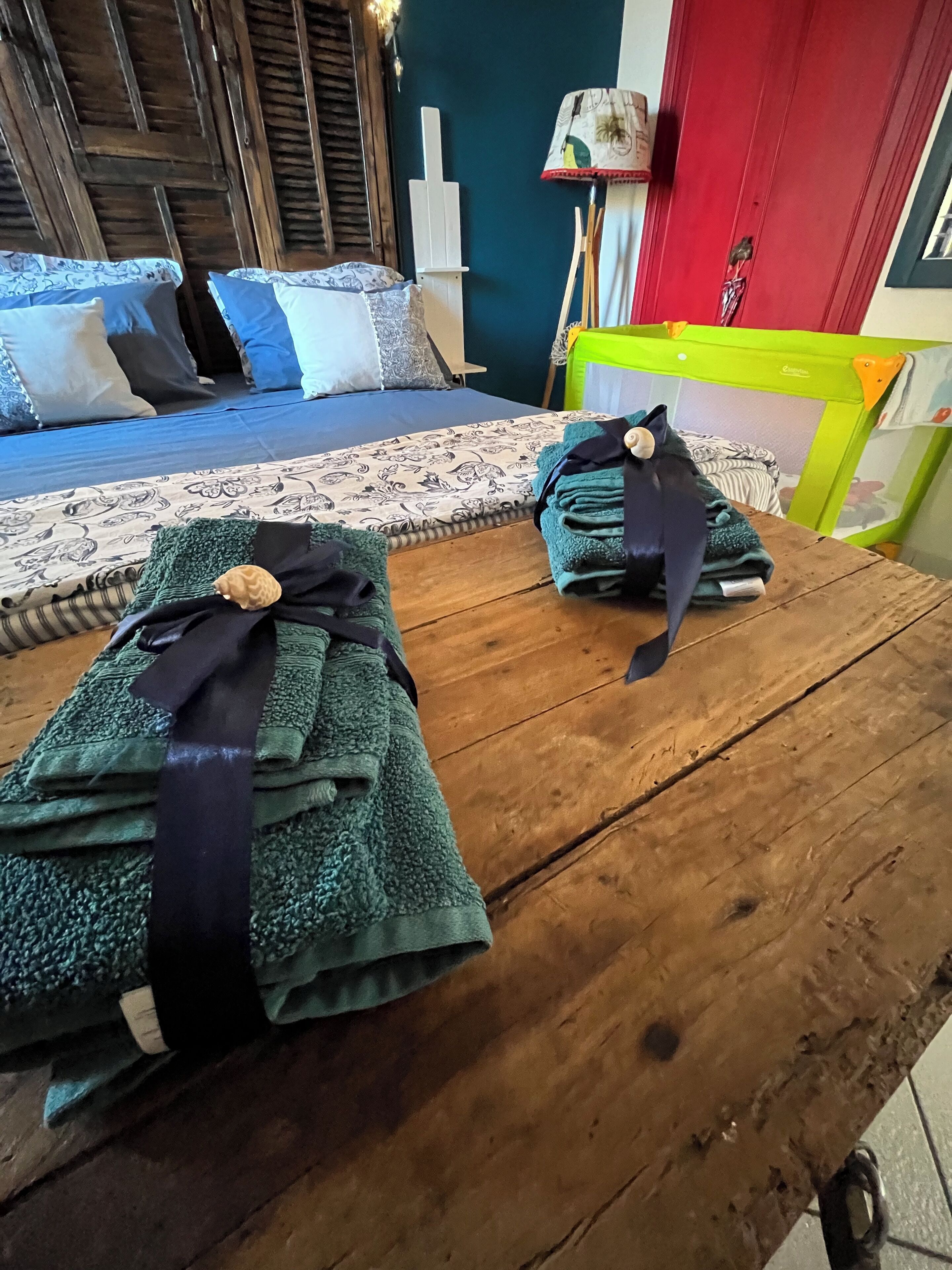 1 bedroom, in-room safe, desk, iron/ironing board