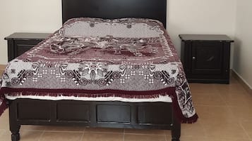 Apartment, Multiple Beds, Garden View | 3 bedrooms, iron/ironing board, free WiFi, bed sheets