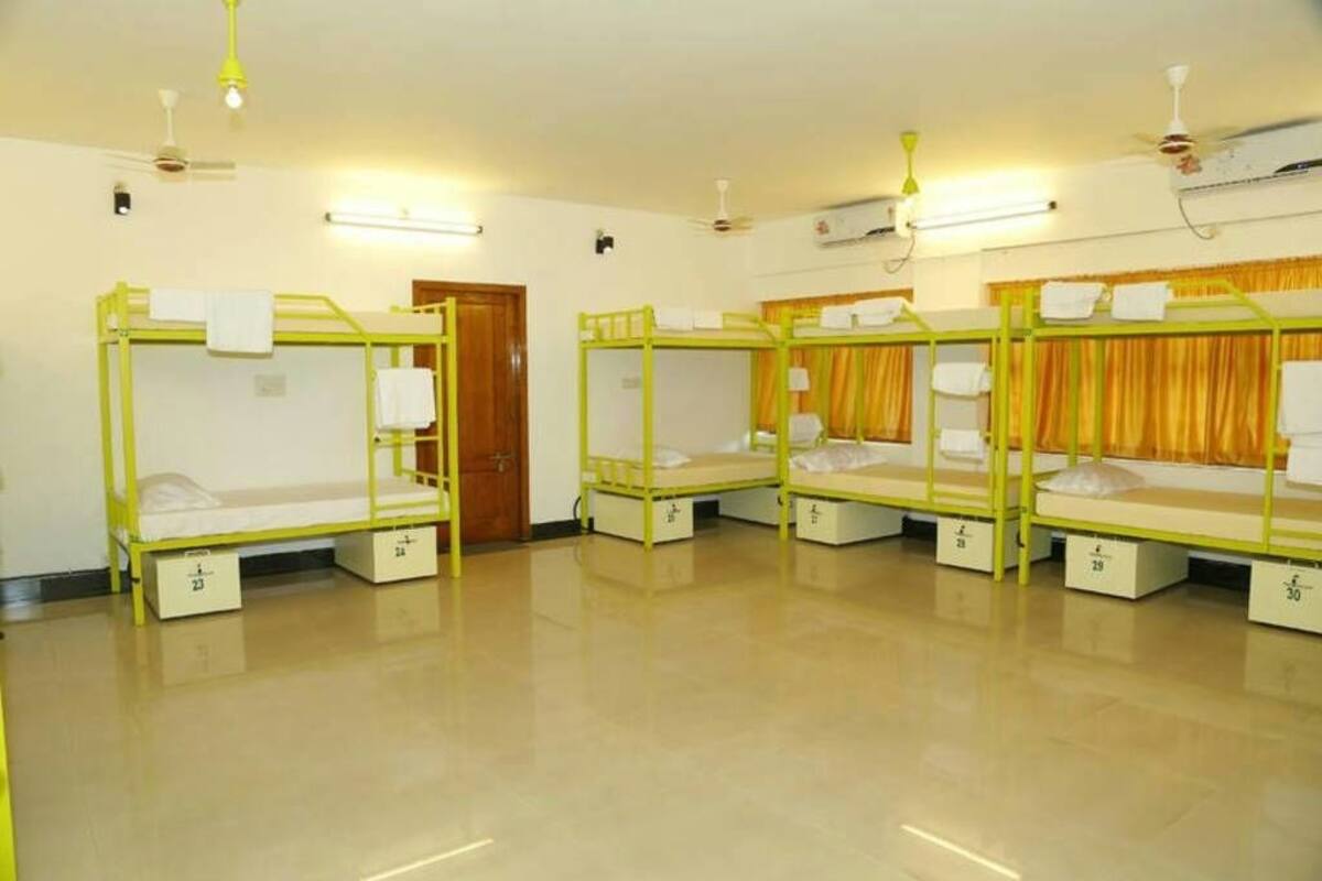 Standard Shared Dormitory, Multiple Beds, Non Smoking | In-room safe, iron/ironing board (on request), WiFi (free)