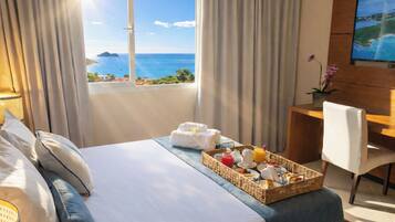 Premium Loft, Ocean View | Minibar, free WiFi, bed sheets
