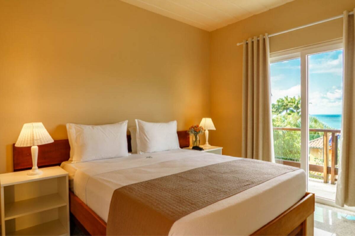 Minibar, wifi gratis, ropa de cama
