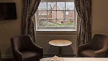 Classic Double Room, 1 King Bed, Non Smoking