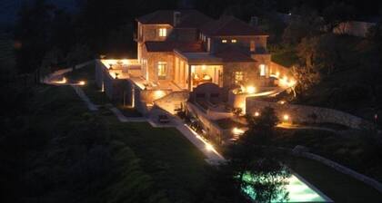 Stunning Agricultural / Horse Farming Estate Near The Sea