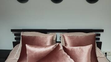 2 bedrooms, in-room safe, iron/ironing board, WiFi