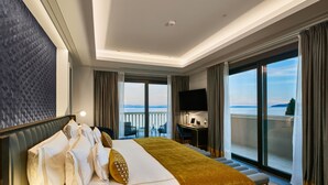 Junior Suite, Sea View | Egyptian cotton sheets, premium bedding, free minibar, in-room safe - Ikador Luxury Boutique Hotel & Spa (Opatija)