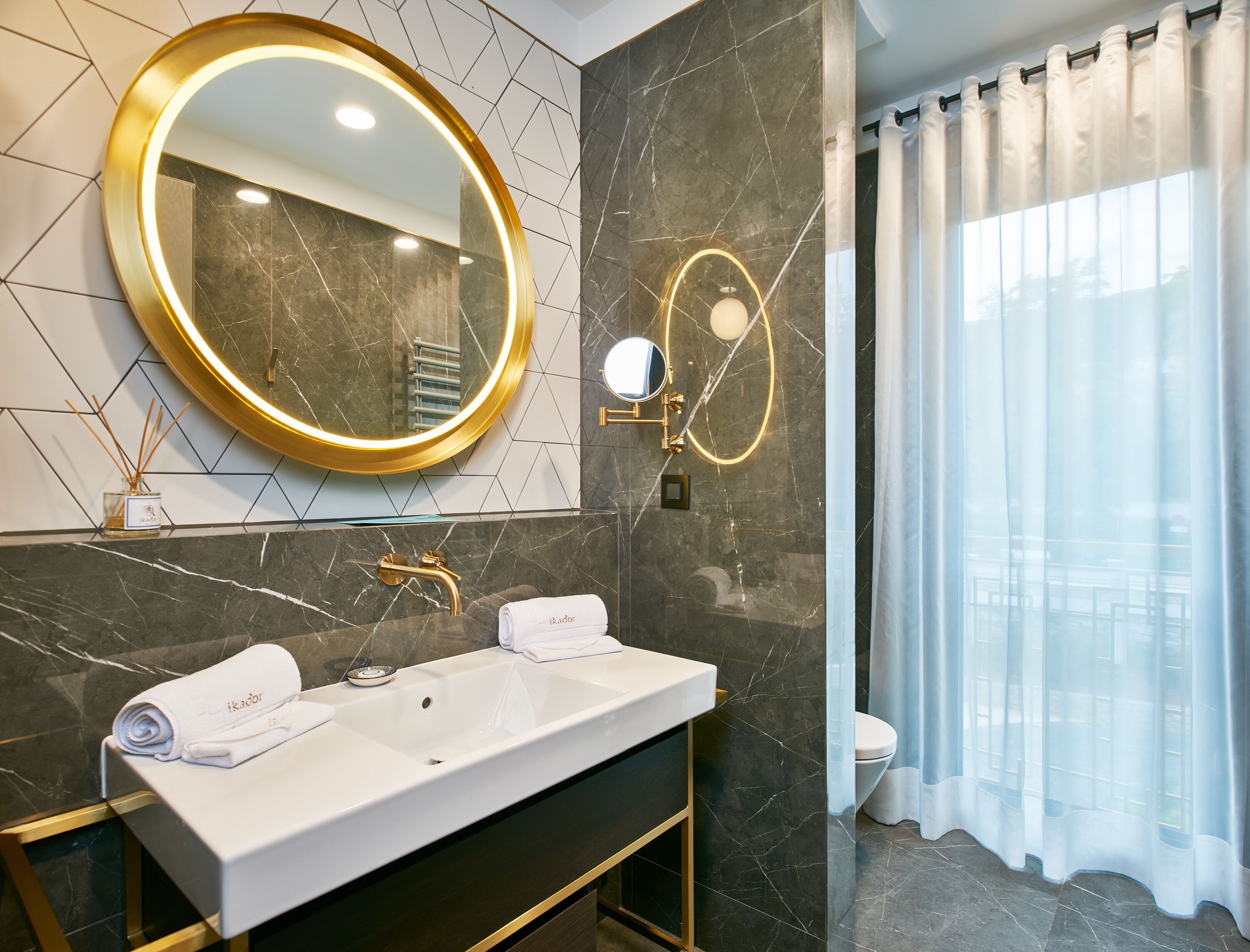 royal suite, sea view | bathroom amenities | designer toiletries, hair dryer, dressing gowns, slippers