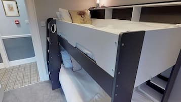 Twin Room, Ensuite (The Bunk Bed Room)