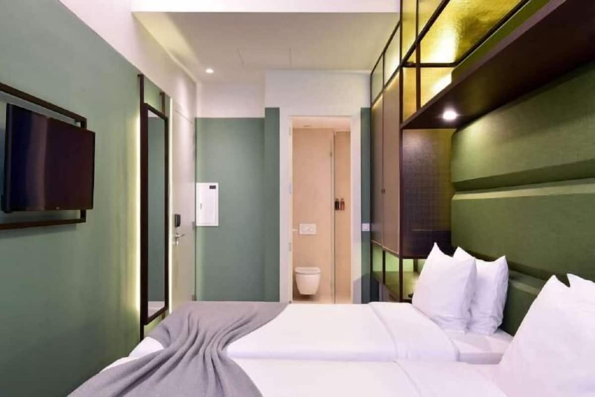 1 bedroom, minibar, in-room safe, desk