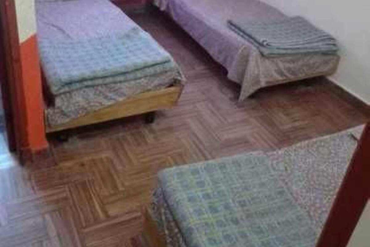 Basic Triple Room, 3 Twin Beds, Non Smoking | Blackout drapes, bed sheets