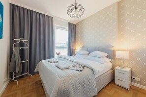 Desk, soundproofing, iron/ironing board, free WiFi - P&O Apartments Konstruktorska 2 (Warsaw)