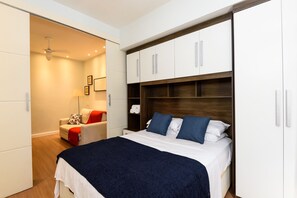 Apartamento, para não fumantes | Escrivaninha, ferros/tábuas de passar roupa, Wi-Fi de cortesia