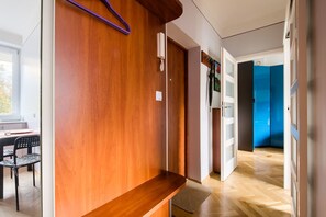 Economy Apartment | Living area