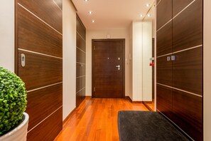 Standard Apartment | Living area | Flat-screen TV - P&O Apartments Slominskiego 7 (Warsaw)