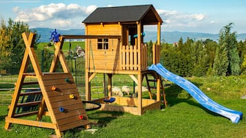 Children's play area - outdoor