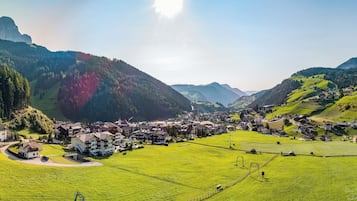 Esterni