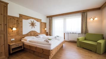 Premium Double Room, Balcony, Mountain View | Premium bedding, in-room safe, desk, blackout curtains