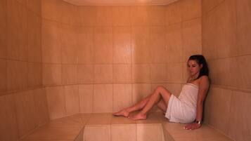 Sauna, steam room
