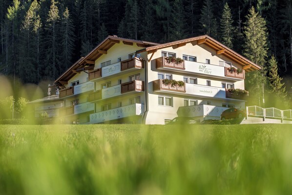 Front of property - Hotel Bel Vert (Selva di Val Gardena)