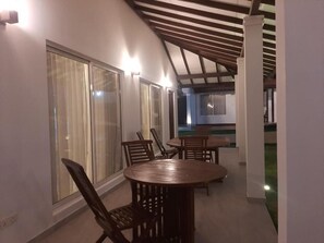 Dining - Ayana Beach Resort (Negombo)