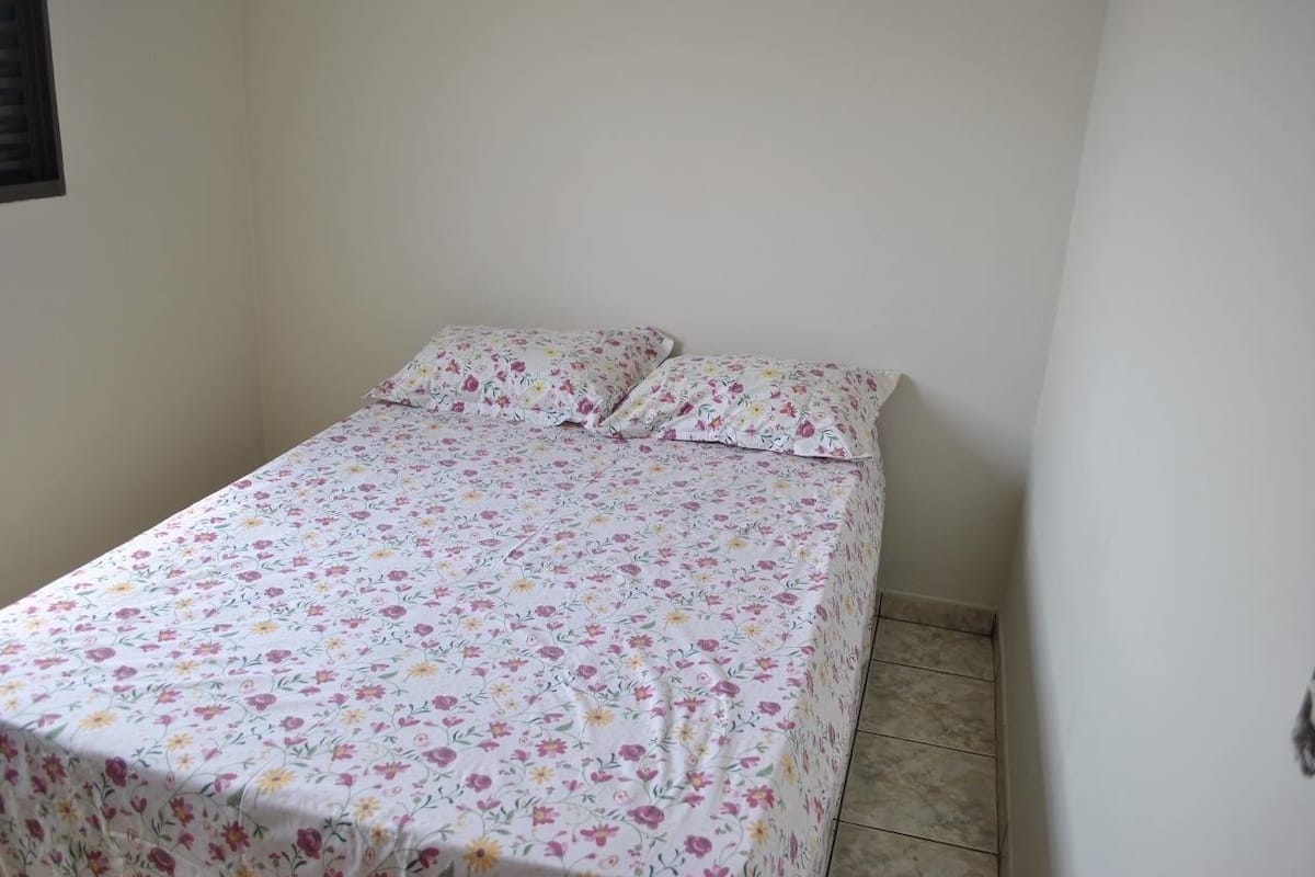 Single Room, 1 Twin Bed, Non Smoking | WiFi (free), bed sheets