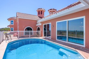 Deluxe Studio Suite, 1 King Bed, Accessible, Ocean View | Private pool - Three in One  Beach  Home (Melbourne Beach)