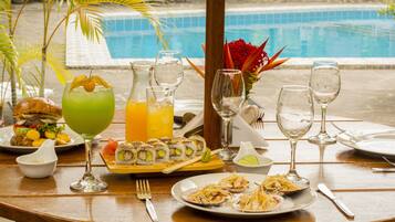 Poolside bar