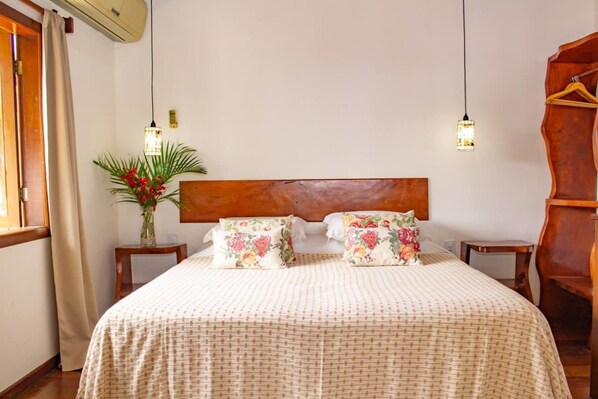 Suíte vista mar com varanda e rede | Minibar, blackout drapes, free WiFi, bed sheets - Pousada Funny (Morro de Sao Paulo)