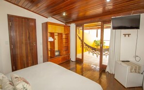 Suíte vista mar com varanda e rede | Minibar, blackout drapes, free WiFi, bed sheets - Pousada Funny (Morro de Sao Paulo)