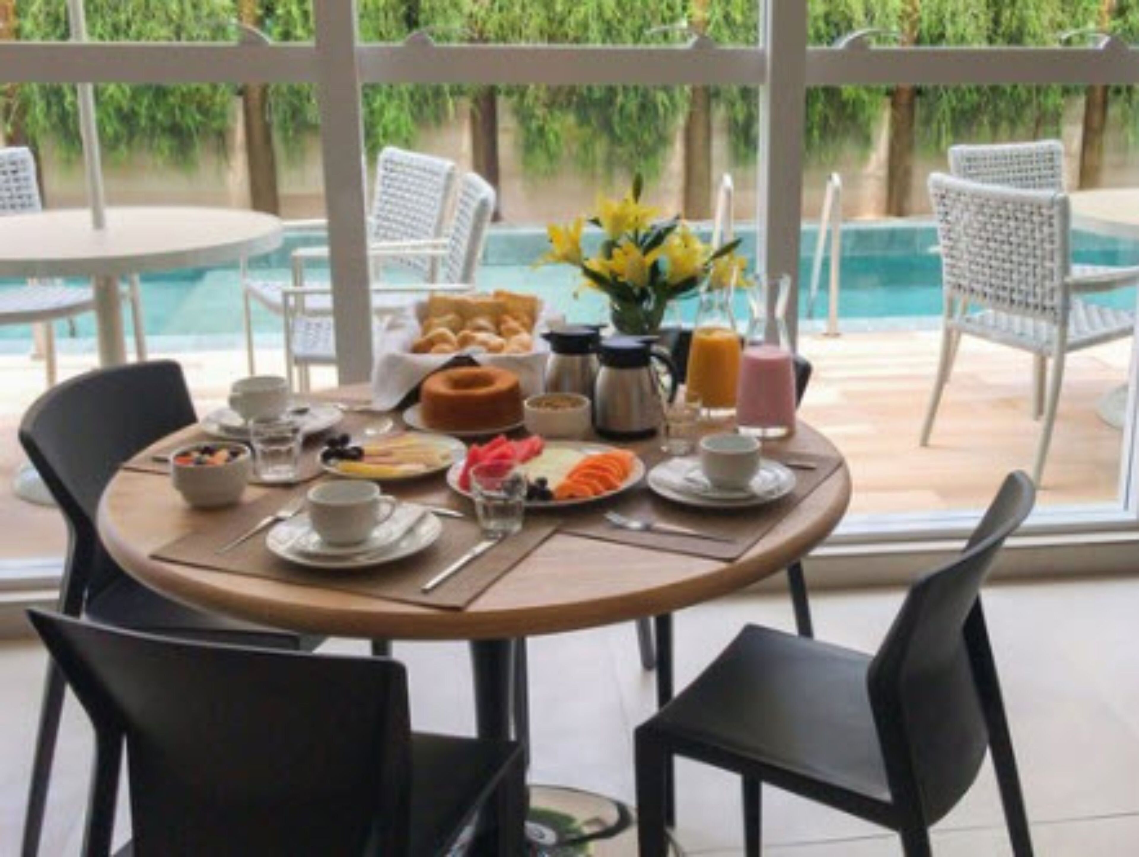 Desayuno buffet incluido todos los días 