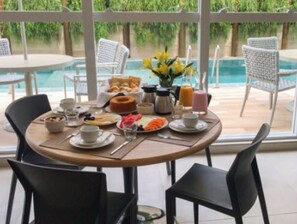 Free daily buffet breakfast - Flix Hotel (Maceió)