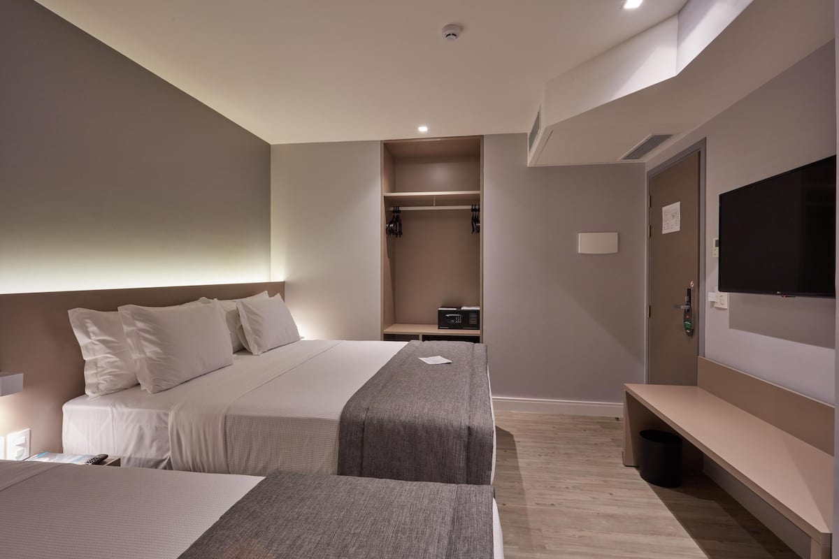Minibar, cassaforte in camera, tende oscuranti, insonorizzazione