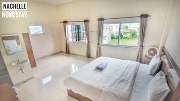 Kamar Superior, 1 Tempat Tidur King, kamar mandi pribadi, pemandangan gunung | Tempat tidur lipat/tambahan dan seprai linen