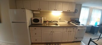 Studio - A short walk everywhere - Great Fall and Spring Rates