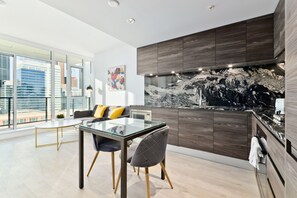 独特套房, 1 间卧室, 无烟房 | 客房内用餐