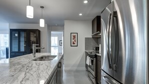 Apartamento elite, 2 camas Queen, para não fumantes | Cozinha privada