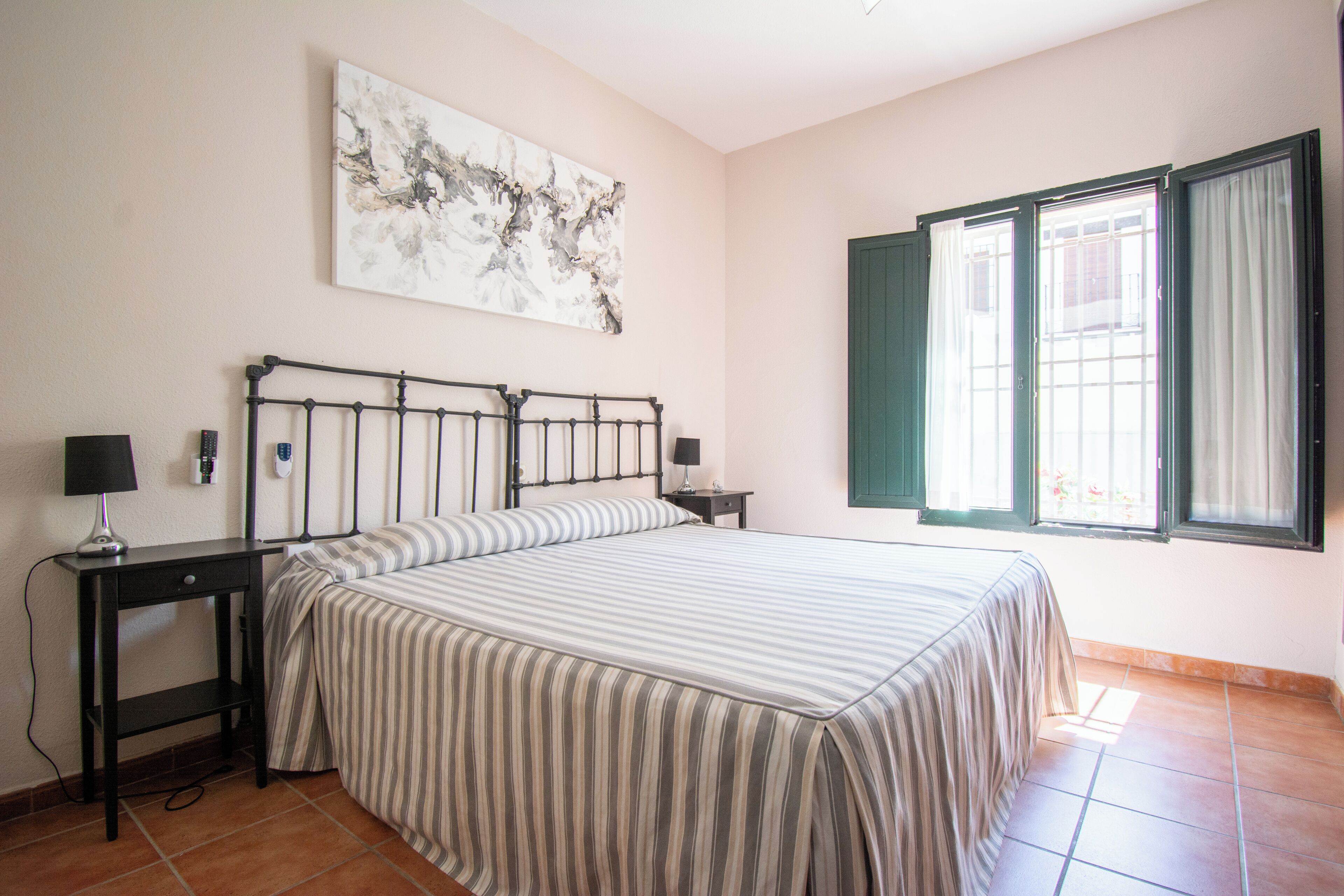 10 bedrooms, iron/ironing board, travel cot, free WiFi