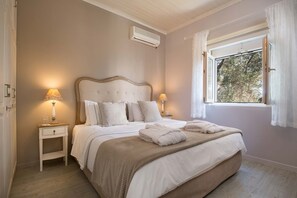3 bedrooms, iron/ironing board, WiFi, bed sheets - Chryssa Villa - Three Bedroom Villa, Sleeps 6 (Longos)
