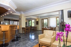 바(숙박 시설 내)