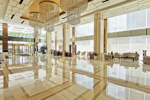 Huatian Hotel
