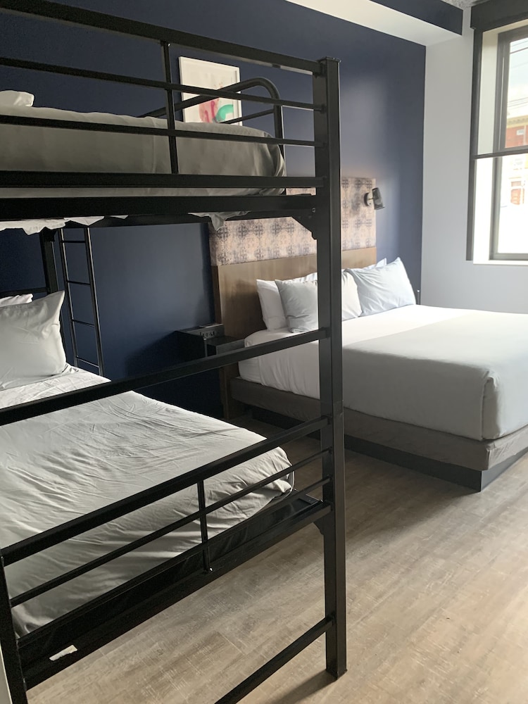 TRYP by Wyndham Pittsburgh/Lawrenceville Boutique Hotel by null