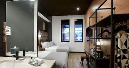 TRYP by Wyndham Pittsburgh/Lawrenceville