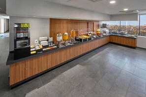 Desayuno continental incluido todos los días 