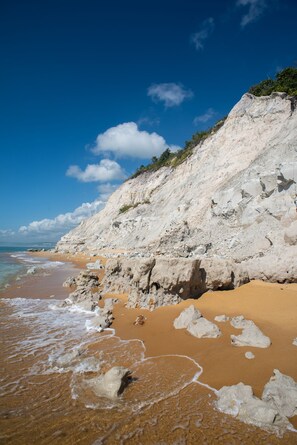 Di pantai