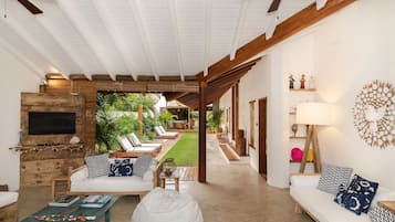 Área de estar no saguão