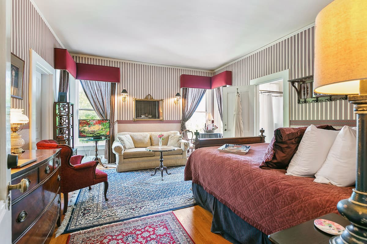 Prince Albert Room | Ropa de cama de alta calidad y camas con pillow-top