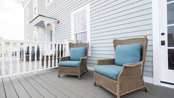 Balcony Suite King | ุดุฑูุฉ